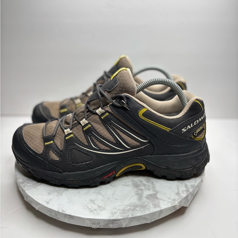Size 9-  Salomon Ellipse GTX hiking shoes with a Gore-Tex membrane
